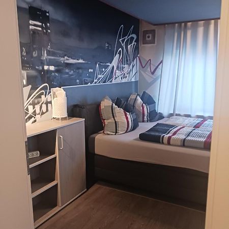 Moderne Wohnung In Ruhiger Lage 슈톨베르크 외부 사진